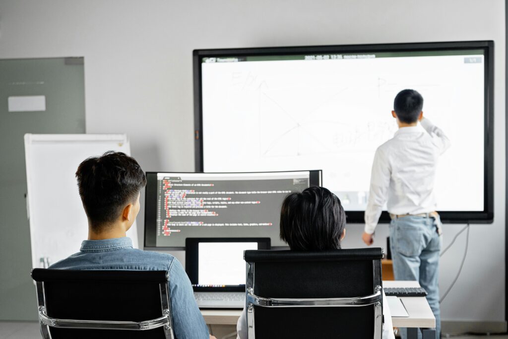Coding-and-tech-training-ProcodeHUB